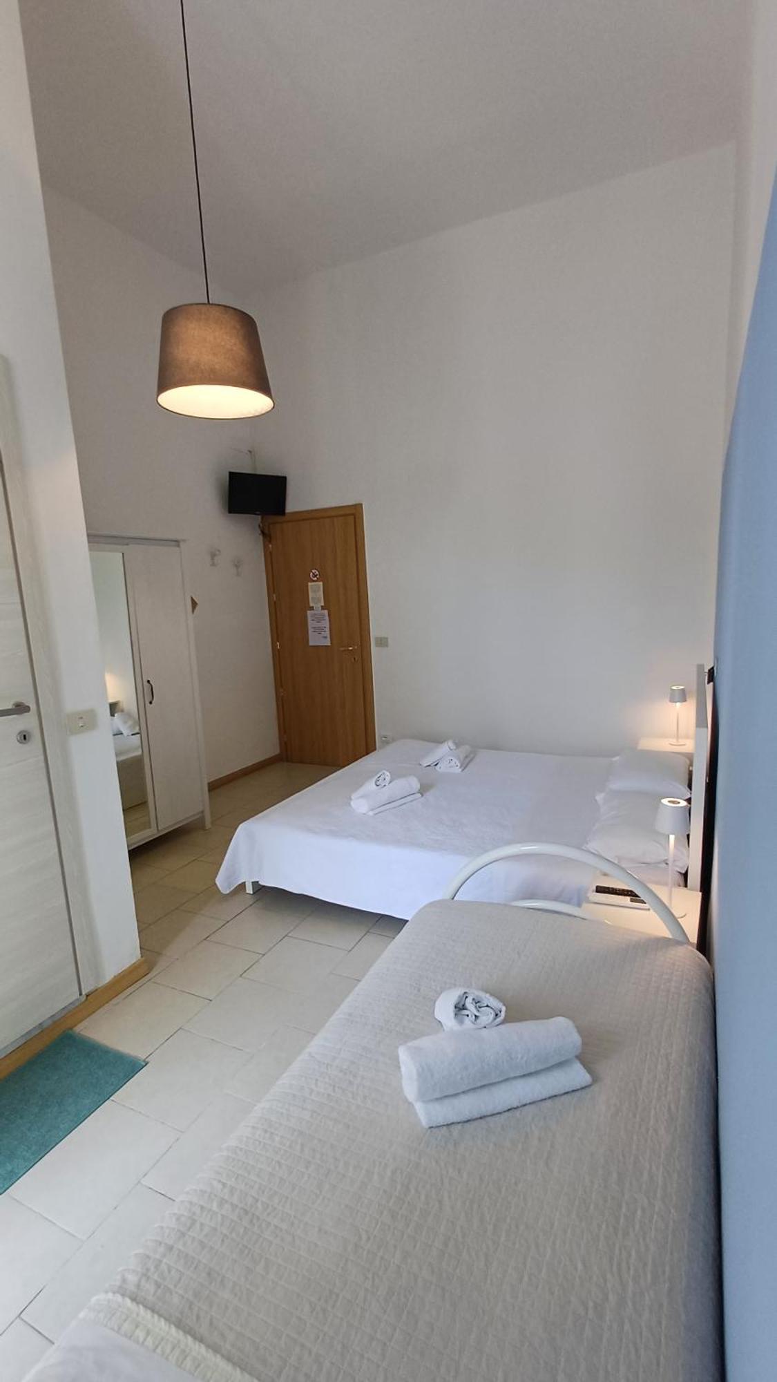 Hotel Canarco Viareggio Exteriör bild